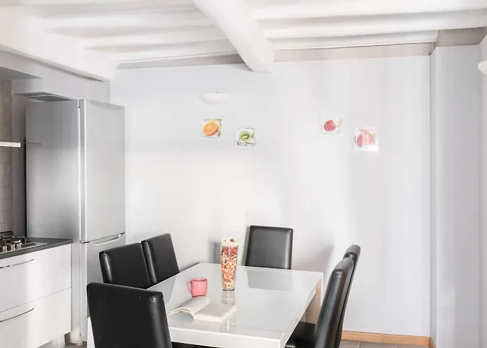 Spanish Steps House Vittoria דירה רומא