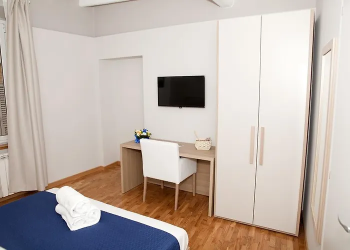Spanish Steps House Vittoria רומא